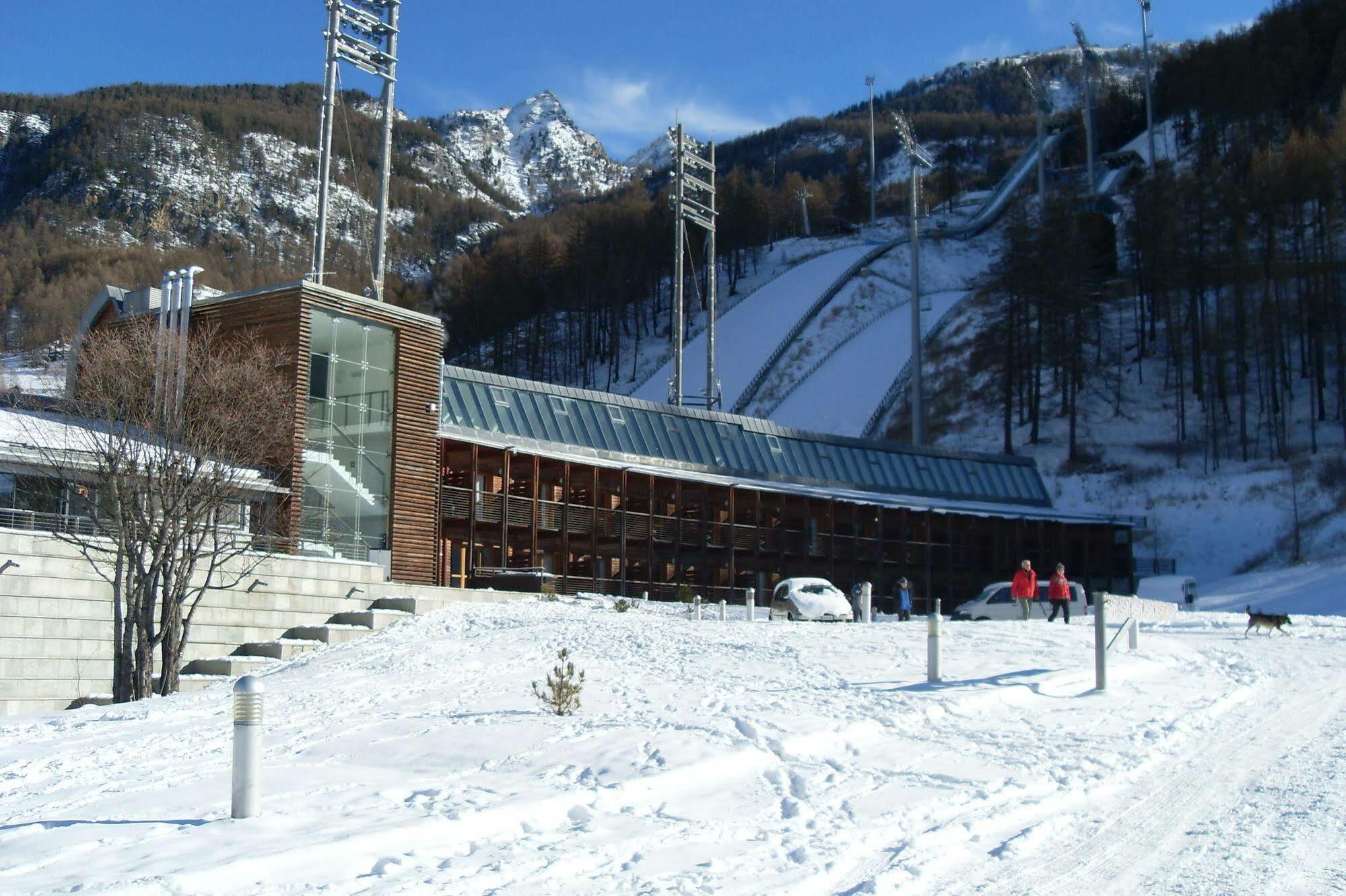 Pragelato Ski Jumping Hotel Kültér fotó